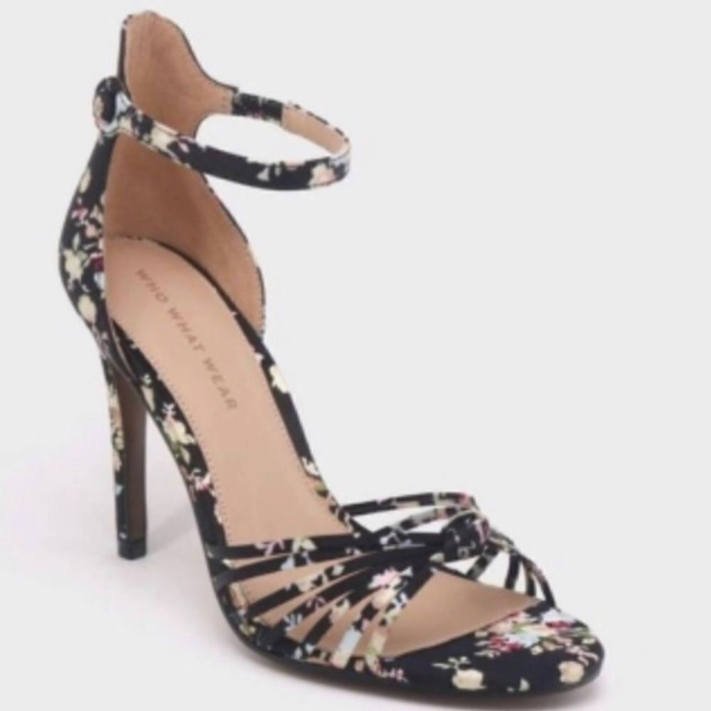 New Who What Wear Floral Knotted Satin Heels A9‎
